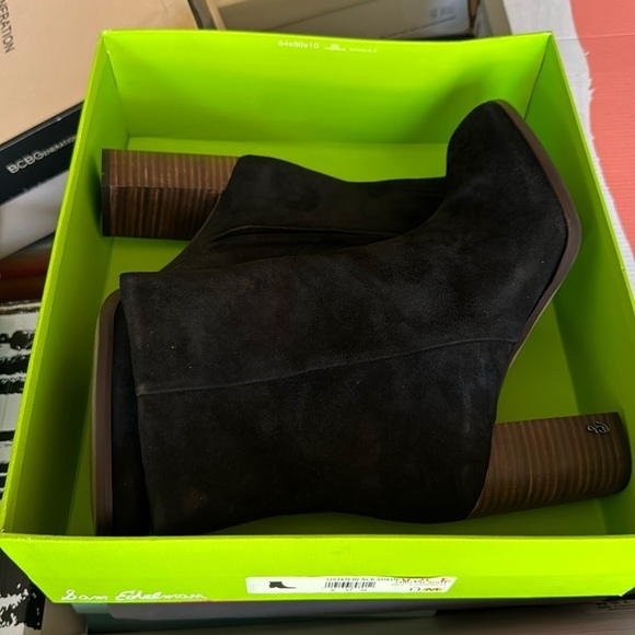 Sam Edelman Womens Osten Suede Stacked Heel Ankle Boots - Picture 2 of 7
